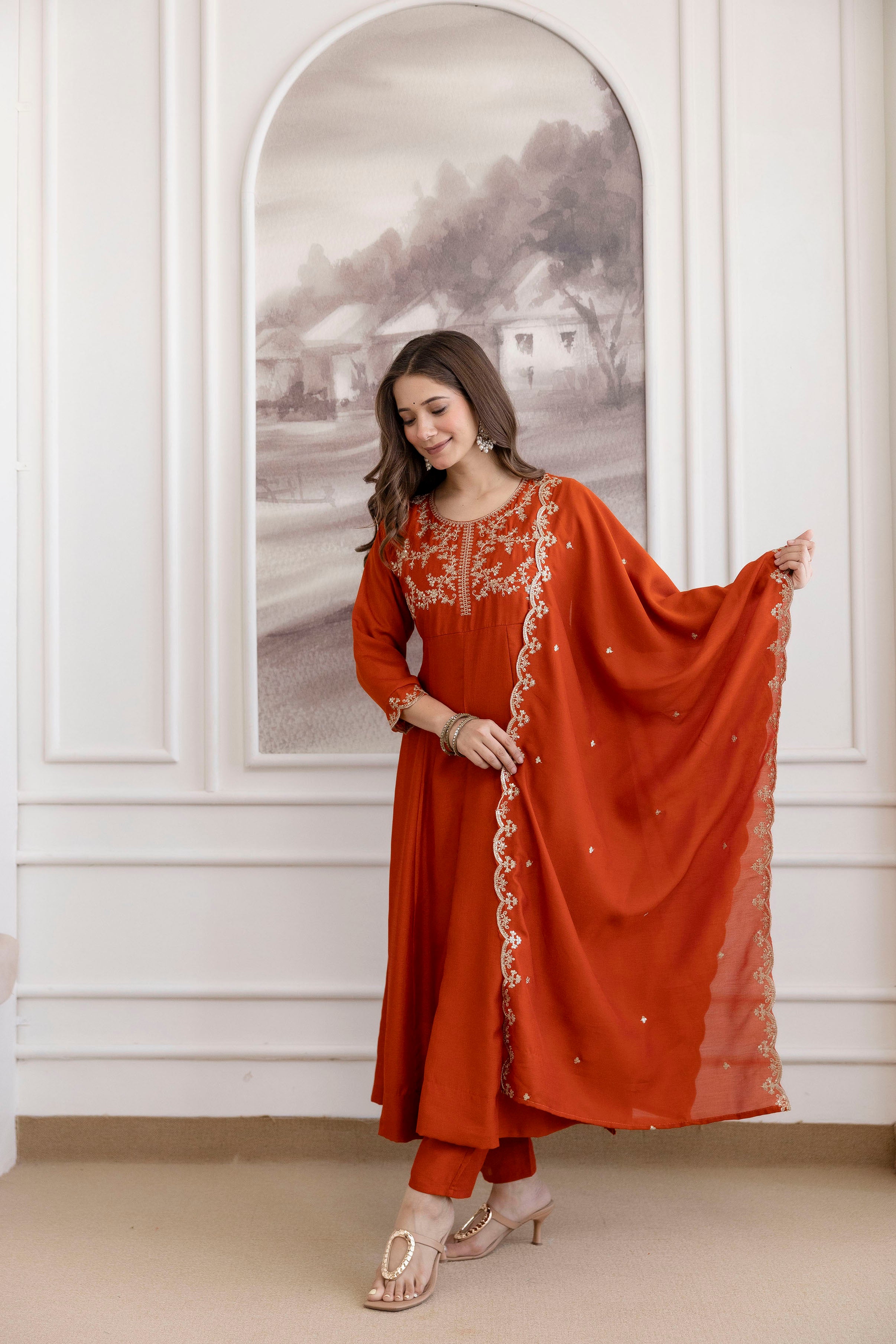 Women's Embroidered Vichitra Silk Kurti Pant & Dupatta Set | AF-JANVI ORENGE