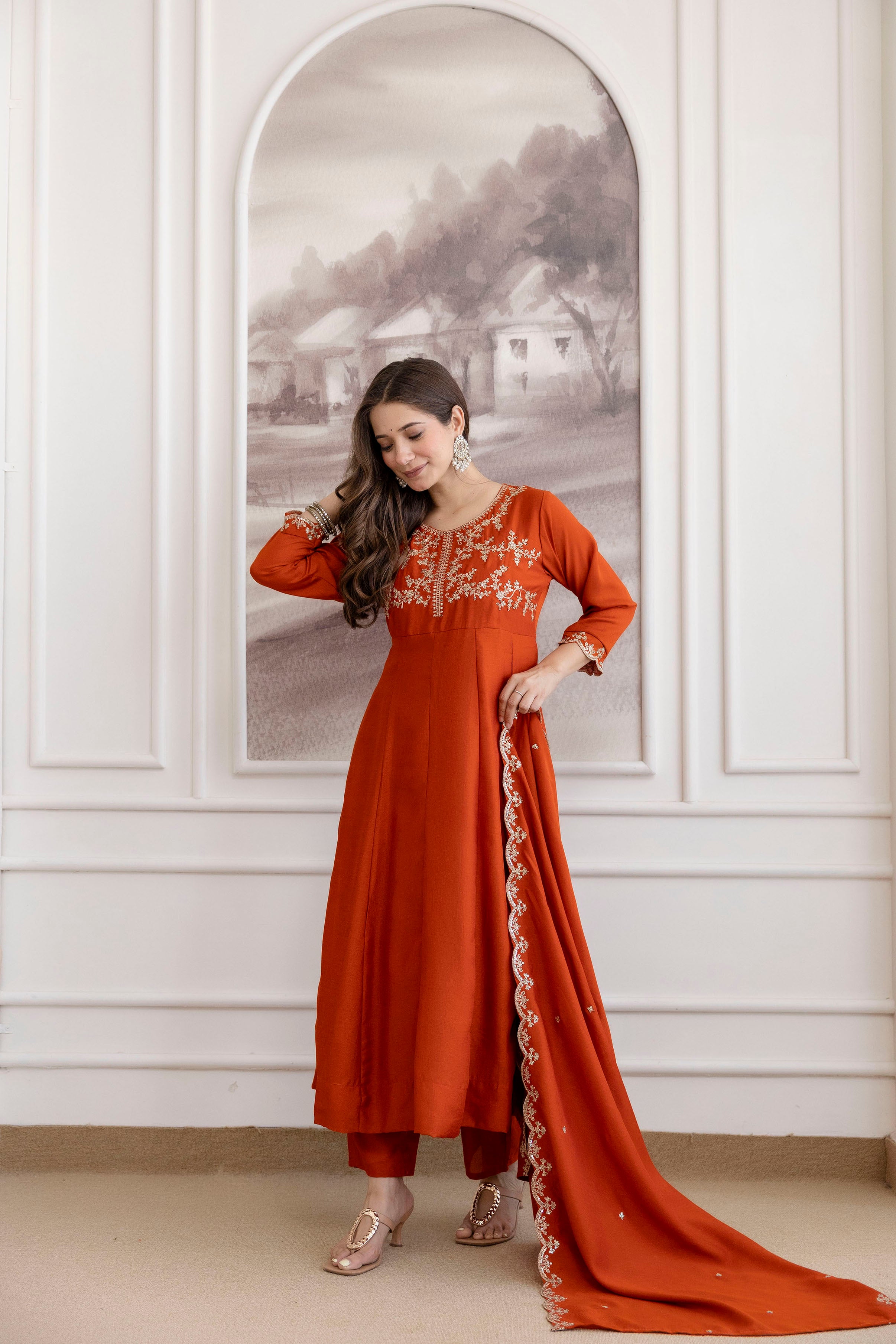 Women's Embroidered Vichitra Silk Kurti Pant & Dupatta Set | AF-JANVI ORENGE