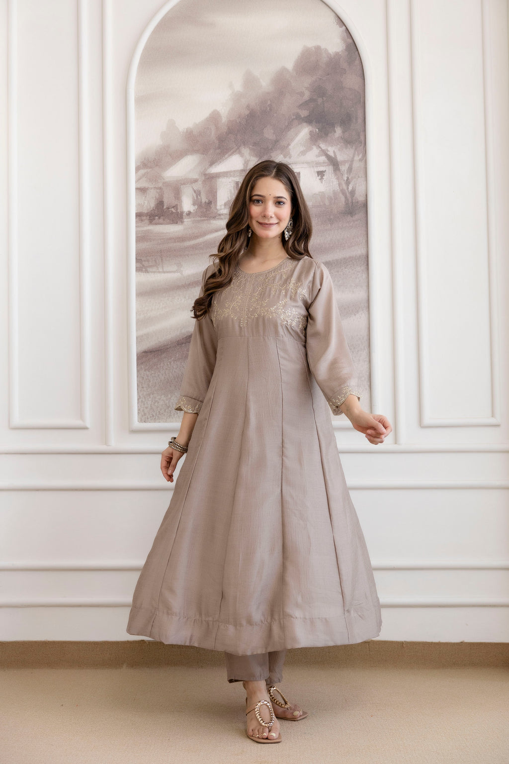 Women's Embroidered Vichitra Silk Kurti Pant & Dupatta Set | AF-JANVI CHIKU