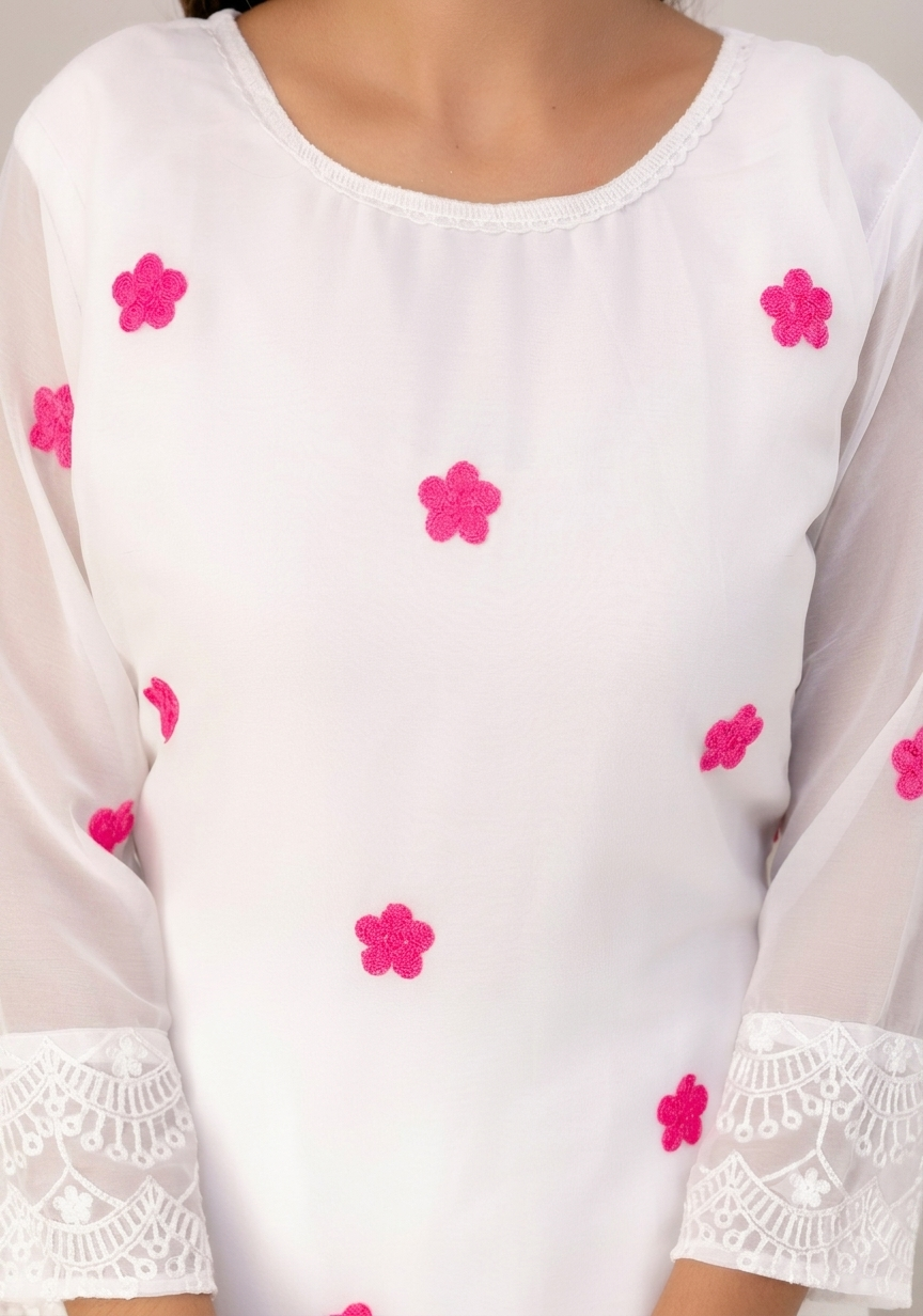 Women's White Floral Embroidered Kurti Pant & Chiffon Dupatta Set