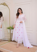 Women's White Floral Embroidered Kurti Pant & Chiffon Dupatta Set