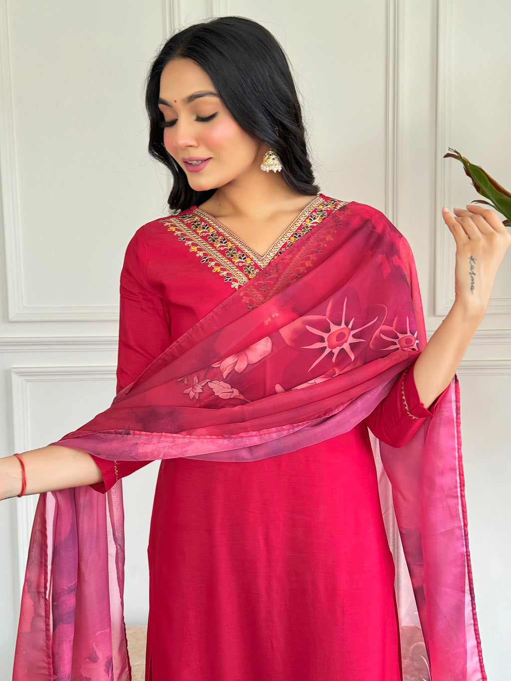 Women's Red Embroidered Rayon Kurti Pant & Silk Dupatta Set | D580