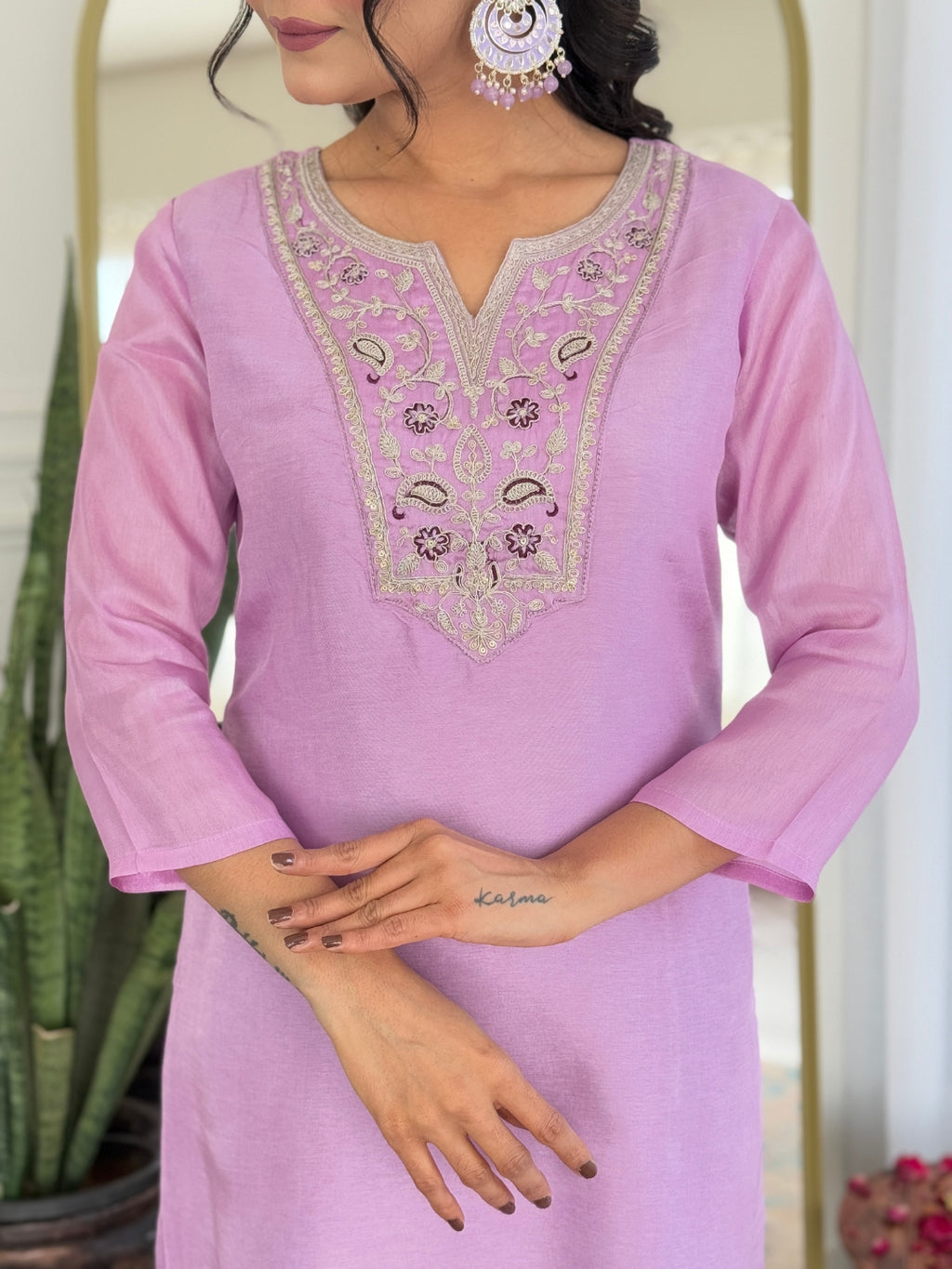 Women's Embroidered Rayon Kurti with Pant & Taby Dupatta Set | D701