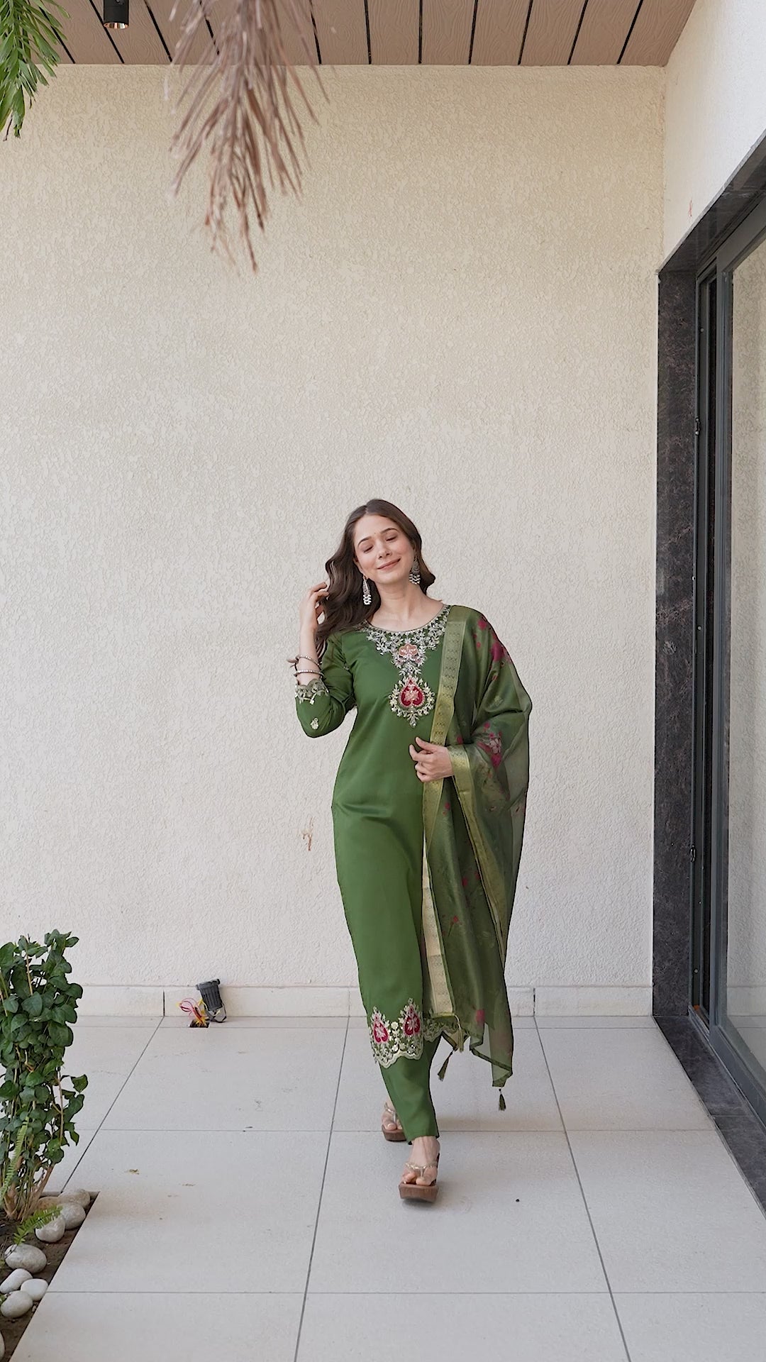 Women's Chanderi Embroidered Kurti Set with Pant & Pure Tebby Silk Printed Dupatta AF-RUTVI GREEN